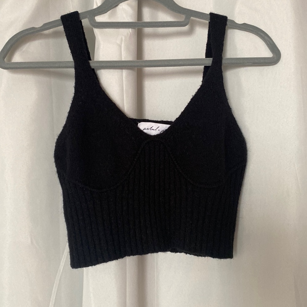 Petal and Pup Cropped Sweater Tank Top in M